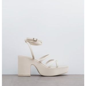 NWT Zara Lace Up Sandals in off-white/cream Size 8